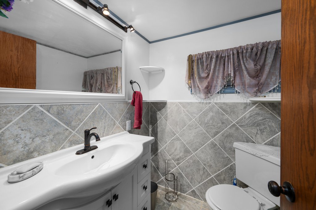 1424 11th Street A Property Photo 34