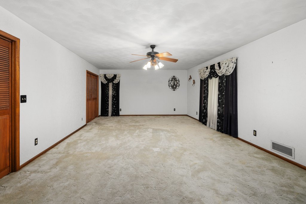 1424 11th Street A Property Photo 37