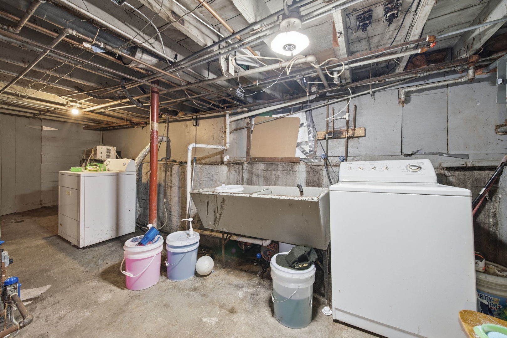 14926 Robey Avenue Property Photo 7