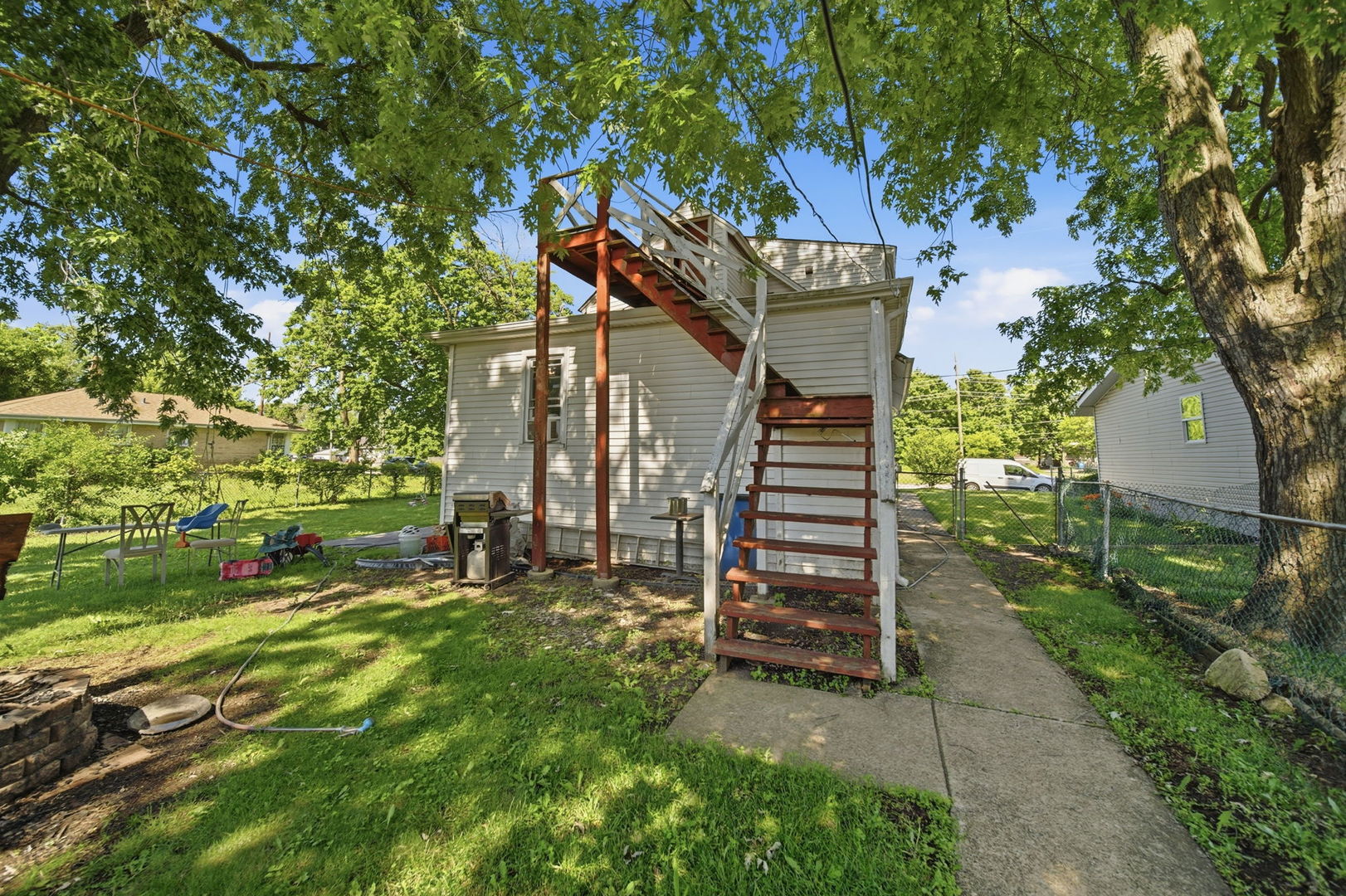 14926 Robey Avenue Property Photo 9