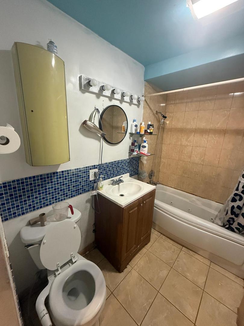6432 N Ridge Boulevard 3c Property Photo 2