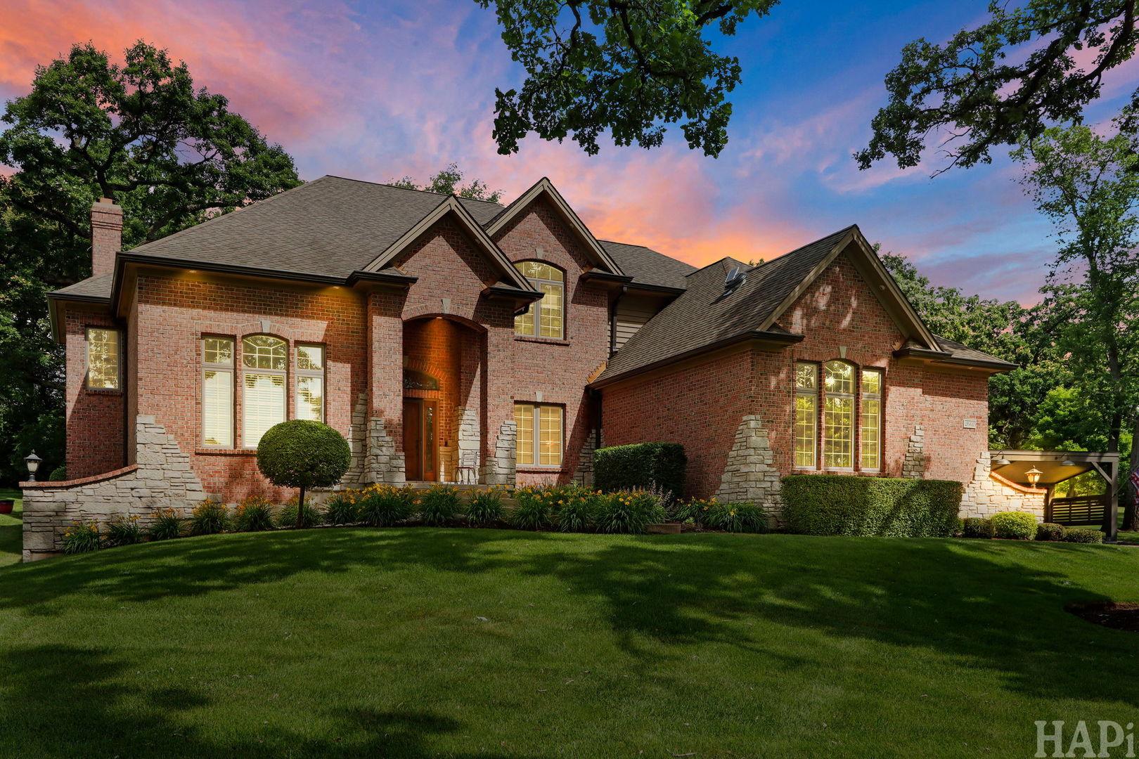 2601 Rolling Oaks Road Property Photo 1