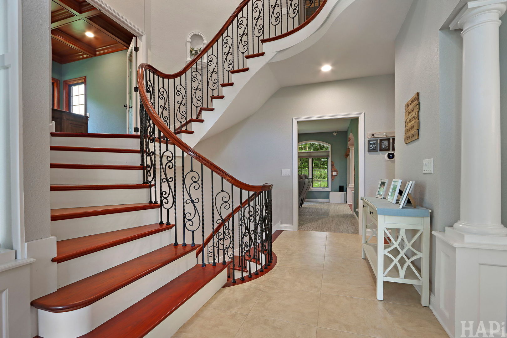 2601 Rolling Oaks Road Property Photo 4