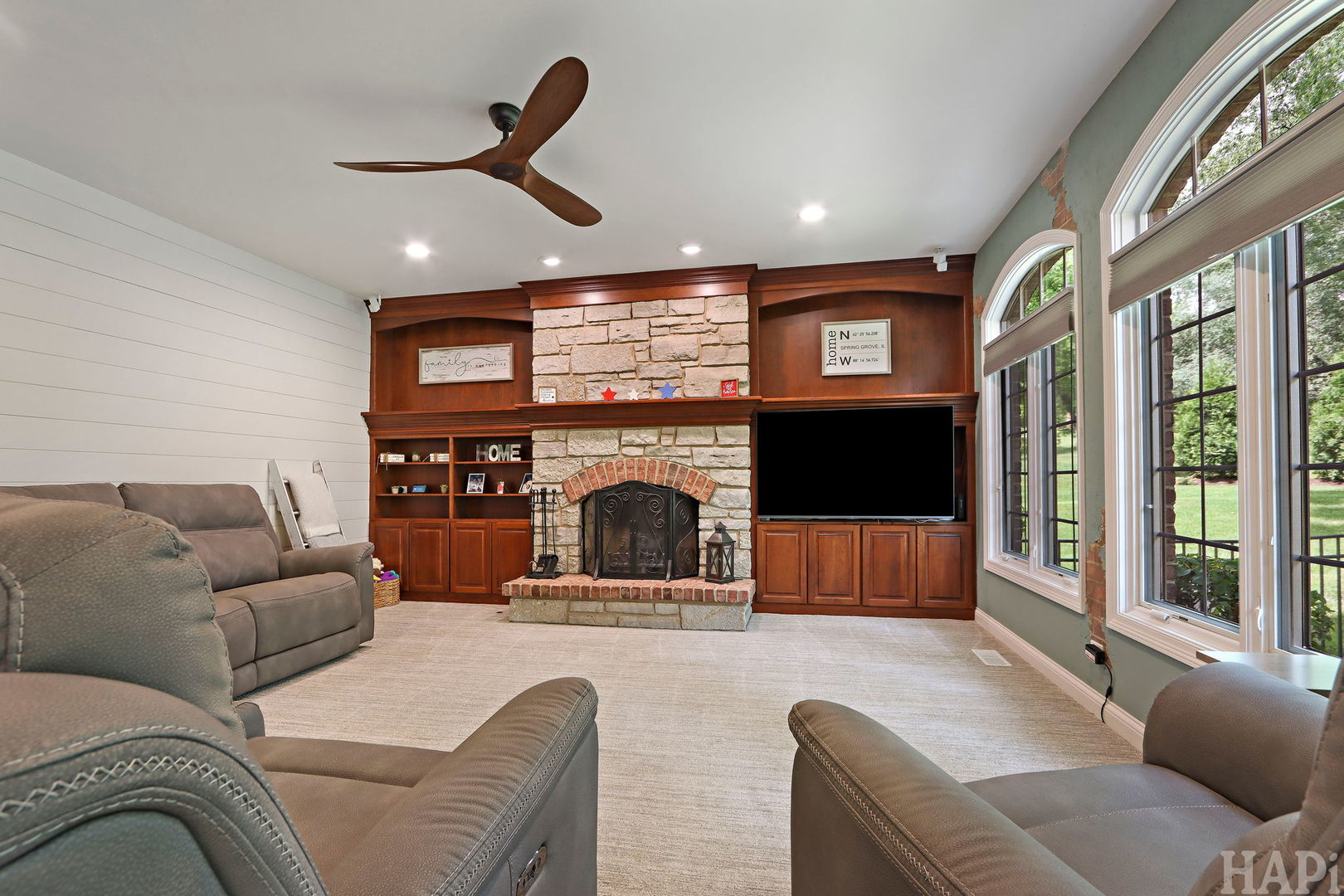 2601 Rolling Oaks Road Property Photo 8