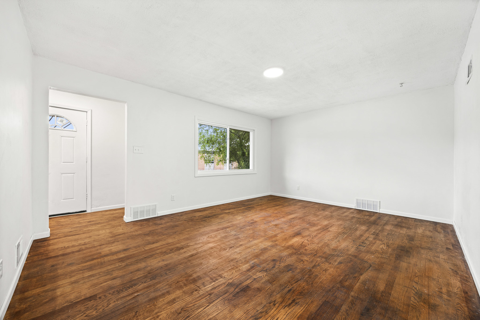 1304 Freeland Avenue Property Photo 5