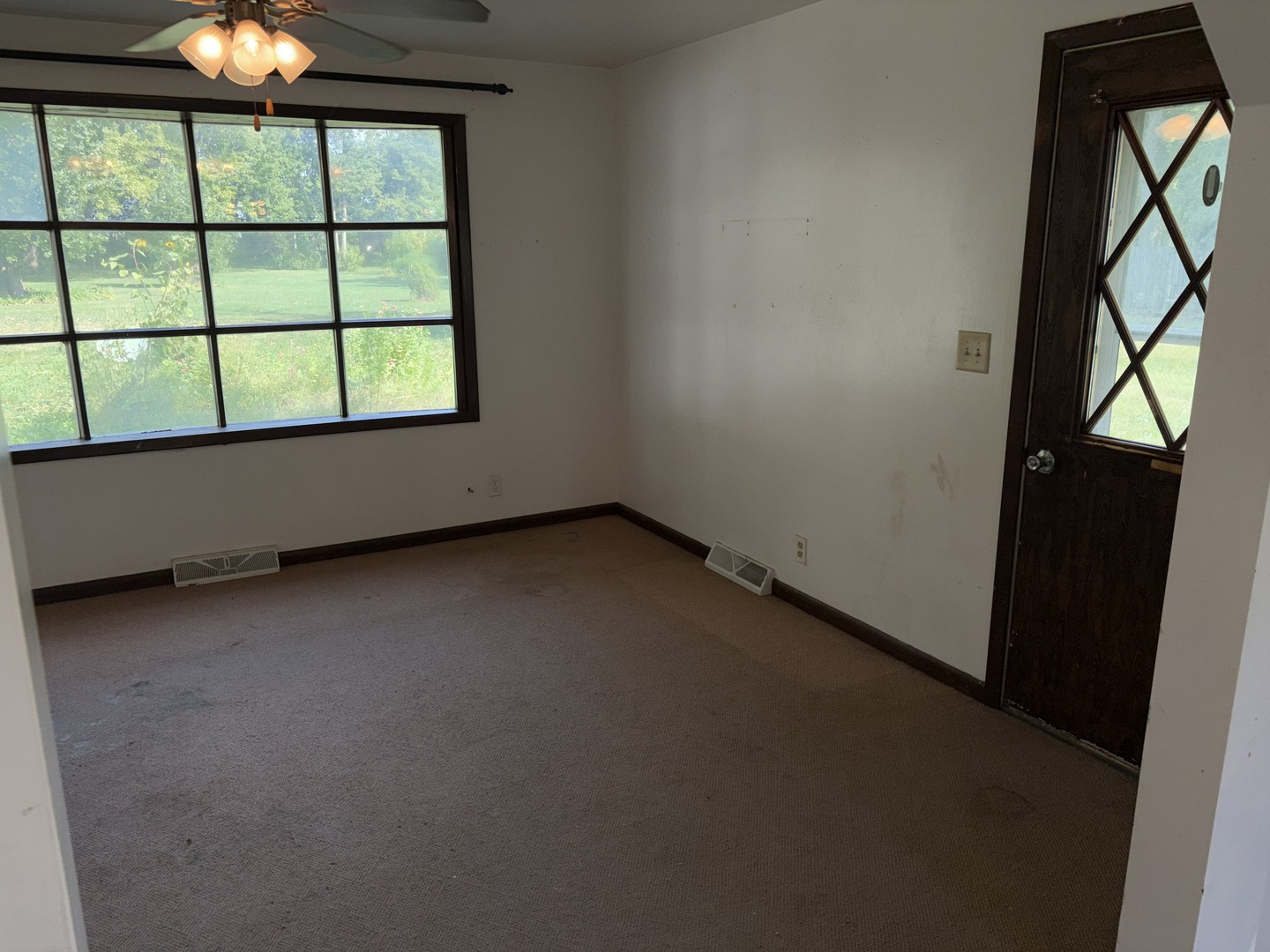 410 N First Street Property Photo 20