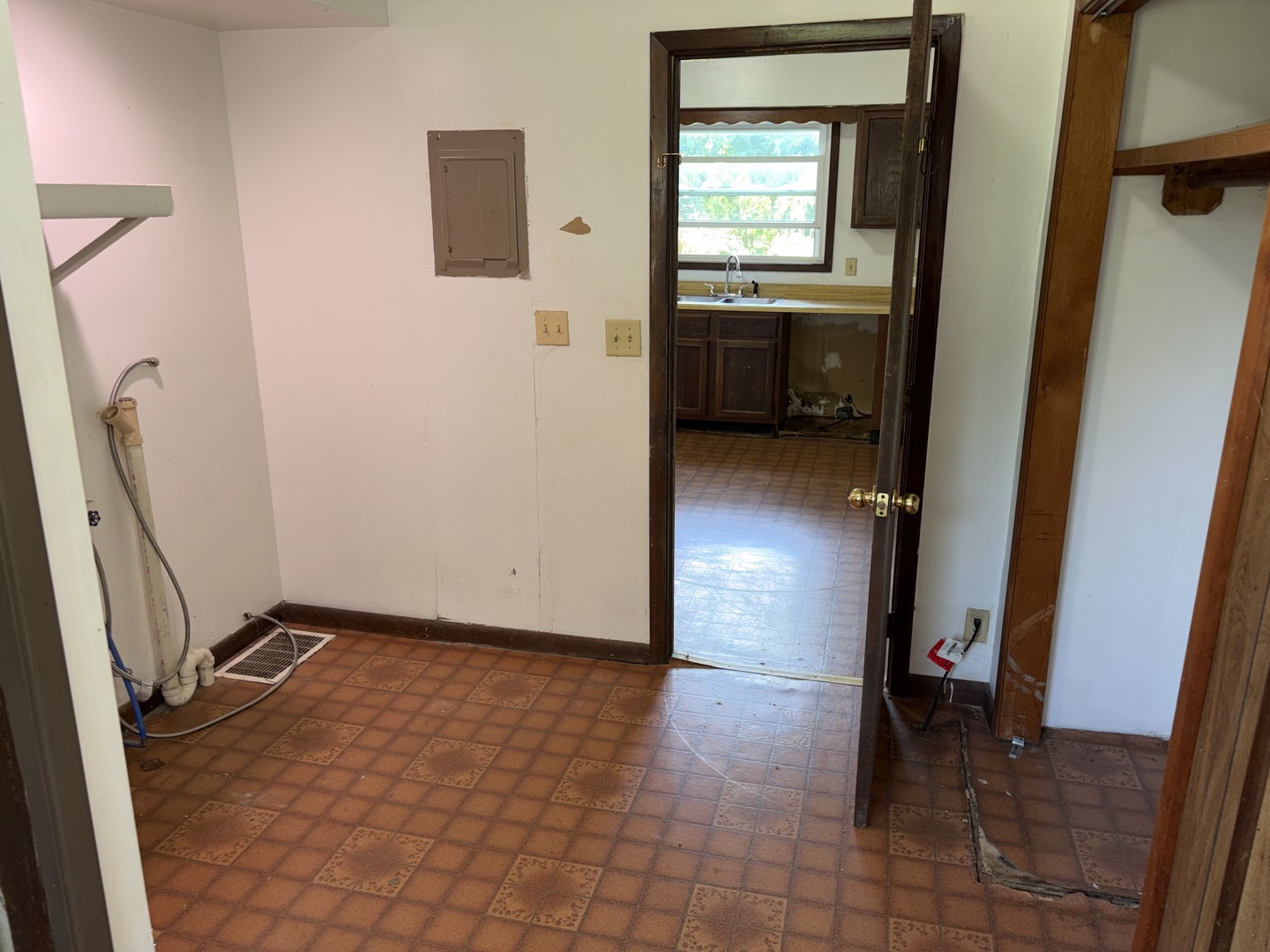 410 N First Street Property Photo 33
