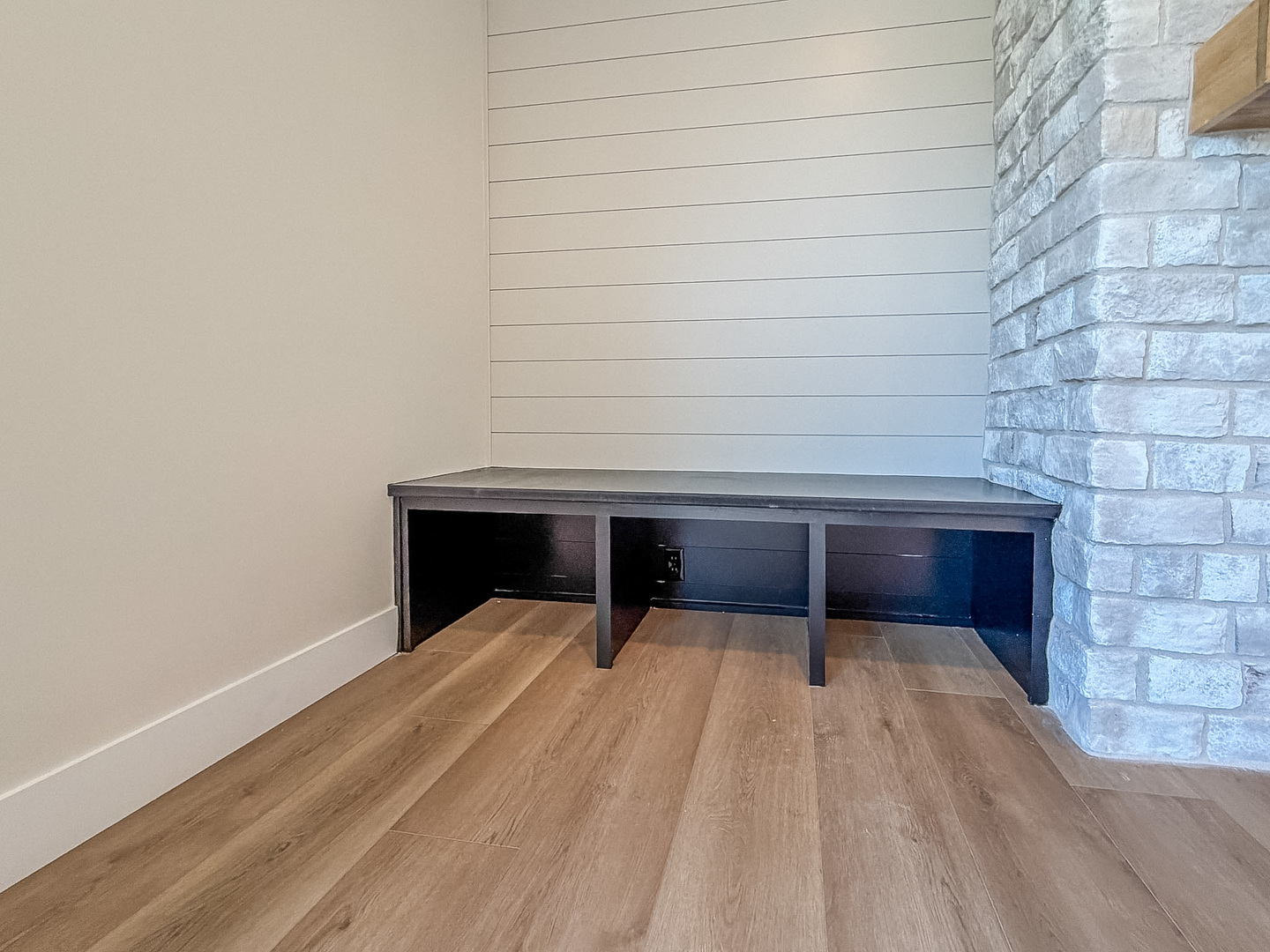 510 N Beacon Hill Circle Property Photo 16