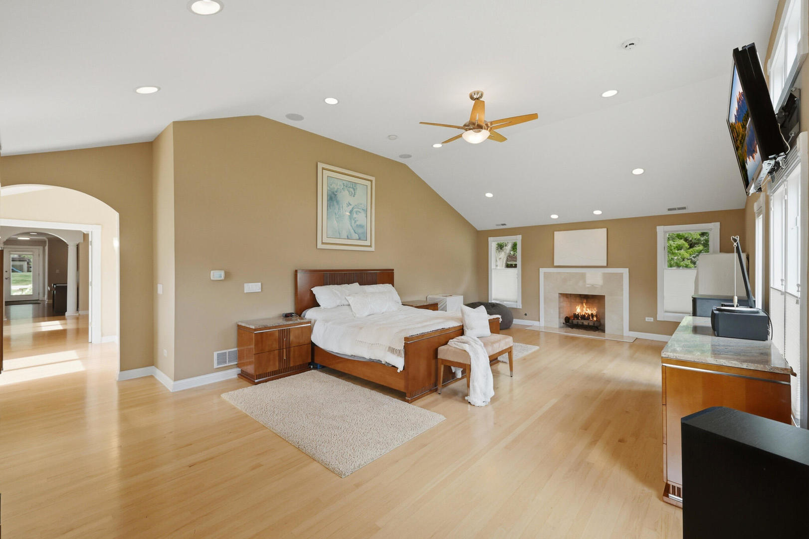 19w115 17th Place Property Photo 13