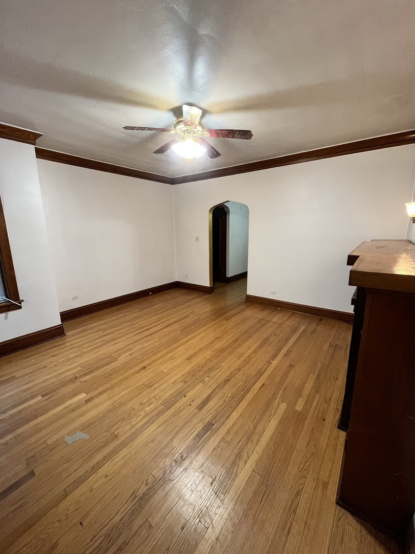 1141 S Mayfield Avenue Property Photo 6