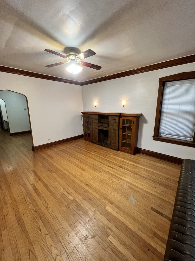 1141 S Mayfield Avenue Property Photo 7