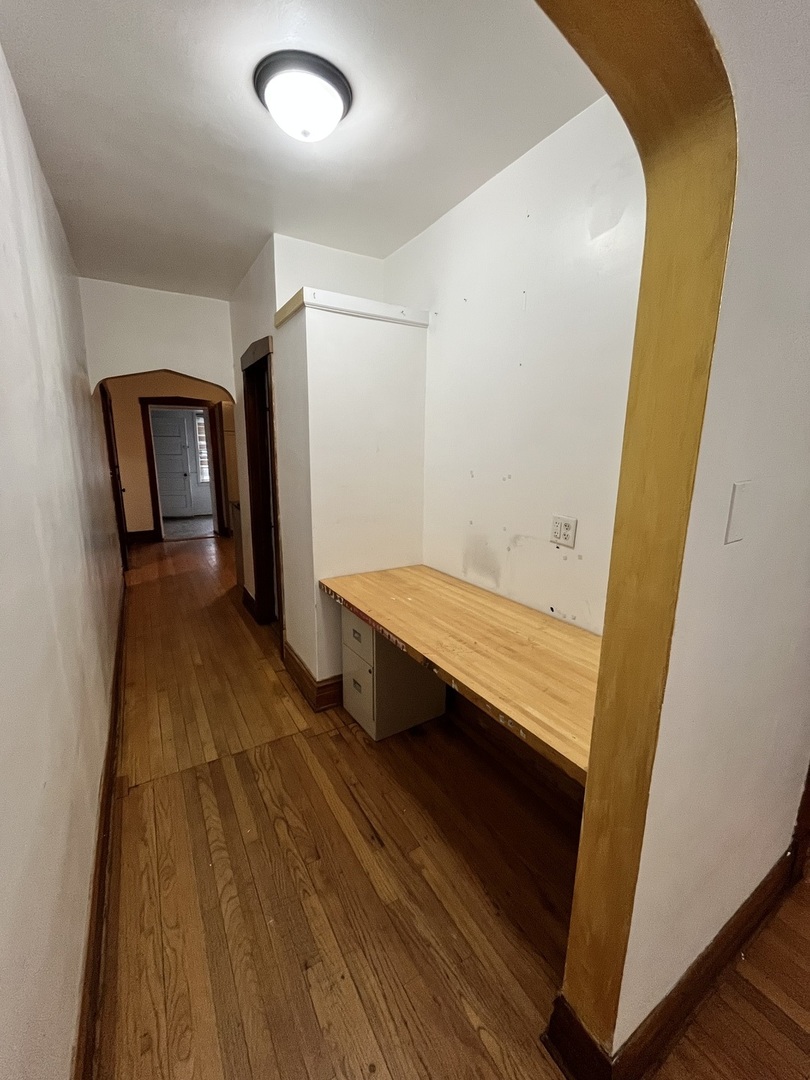 1141 S Mayfield Avenue Property Photo 16