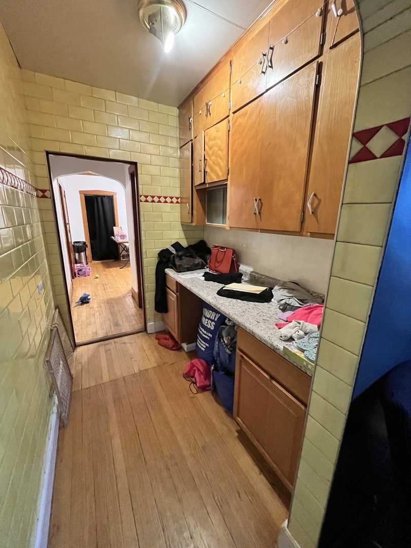 1141 S Mayfield Avenue Property Photo 35
