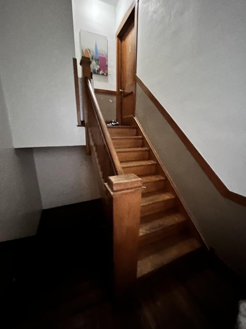 1141 S Mayfield Avenue Property Photo 48