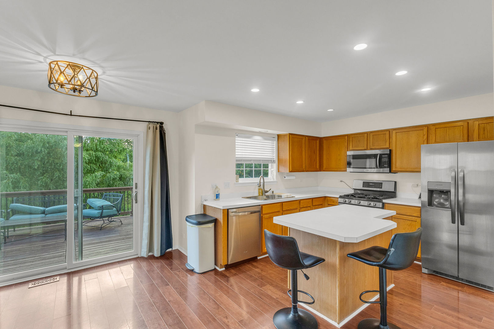 1807 Van Dyke Lane Property Photo 4
