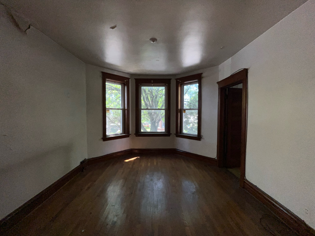 2251 S Kildare Avenue Property Photo 6
