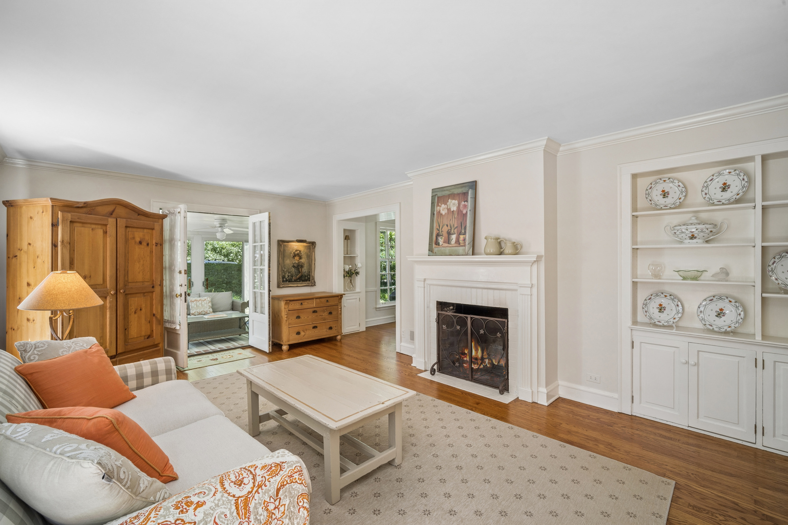 1342 Larrabee Lane Property Photo 4
