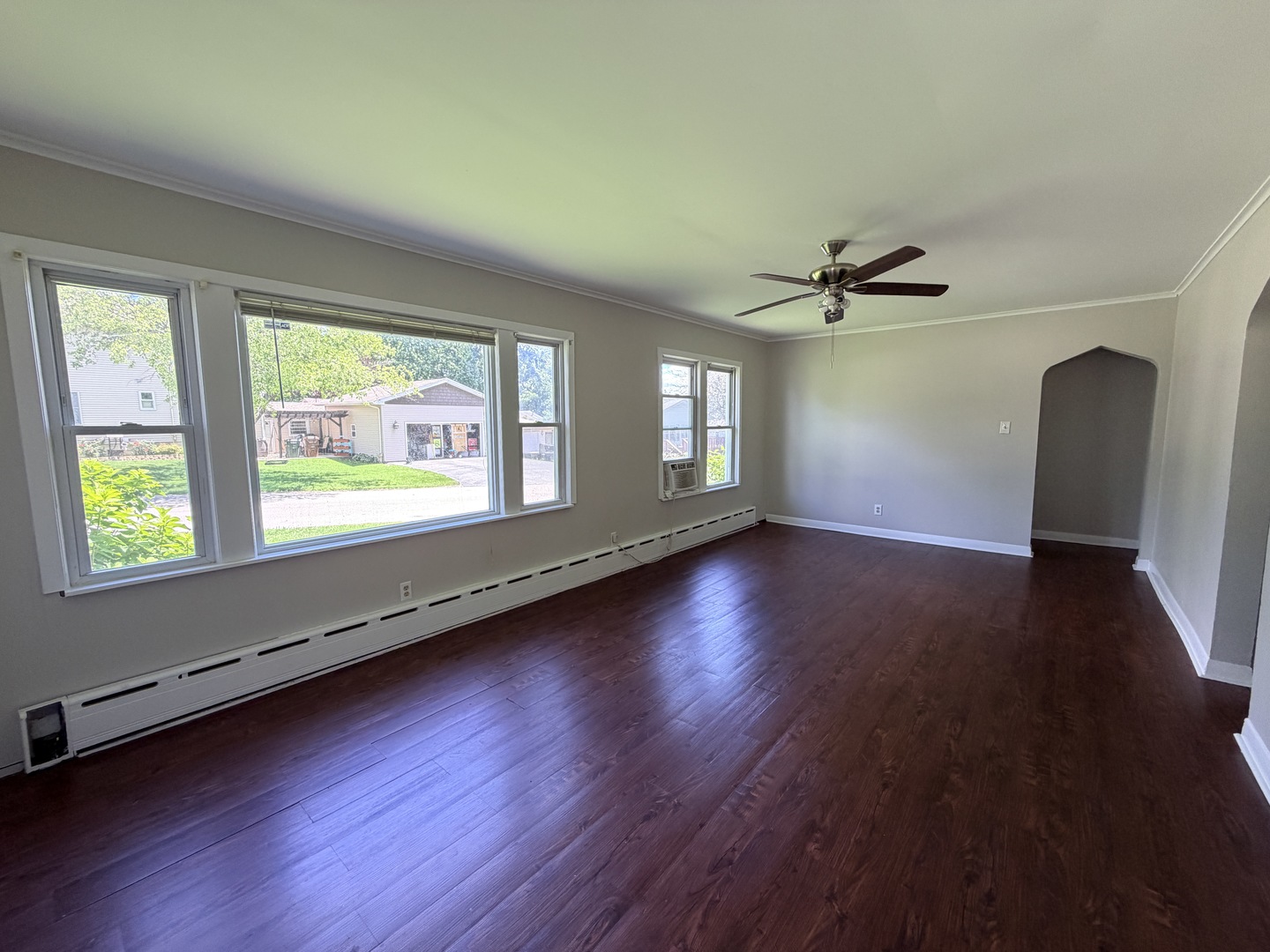 11105 Denny Avenue Property Photo 3