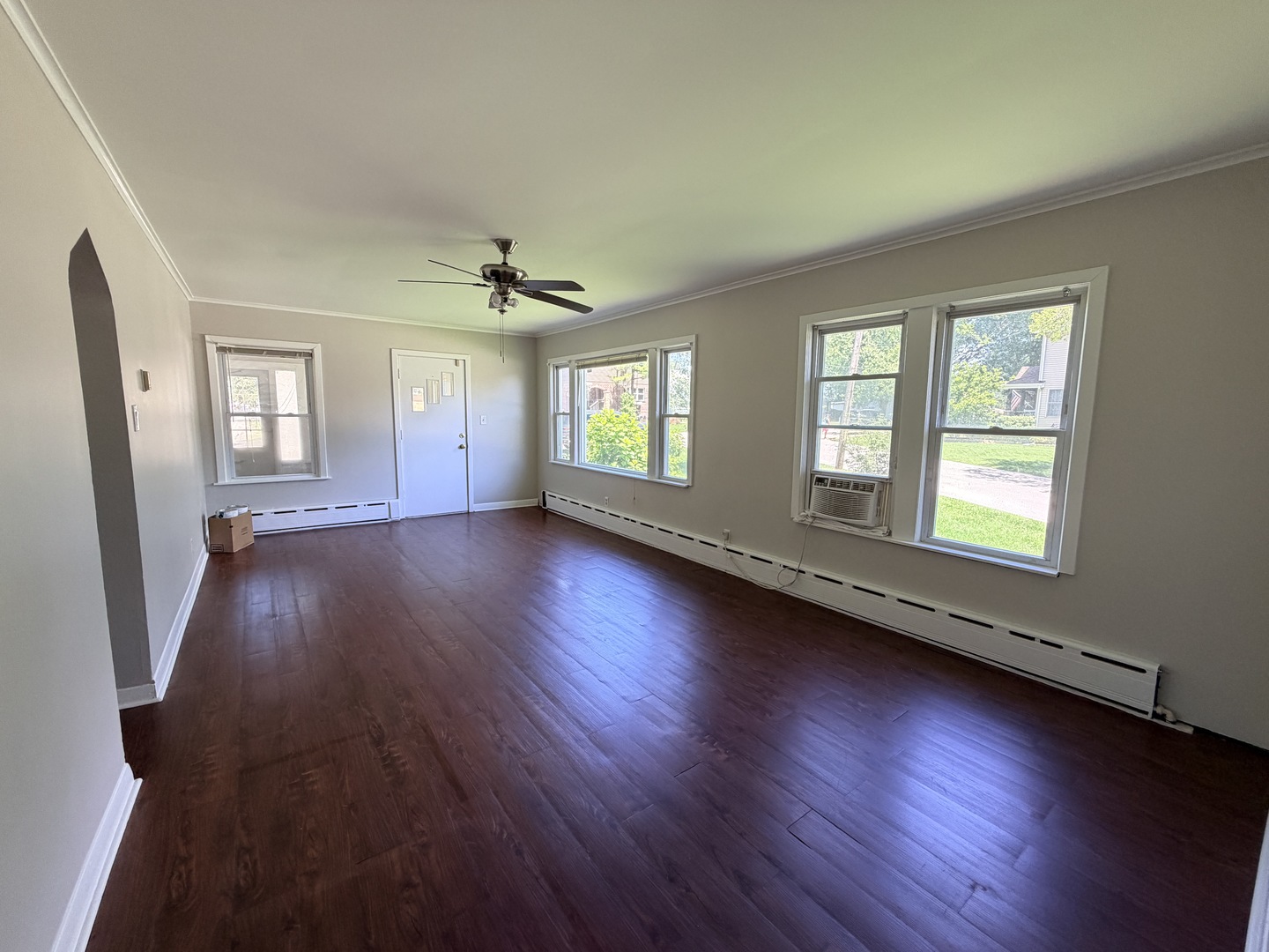 11105 Denny Avenue Property Photo 4