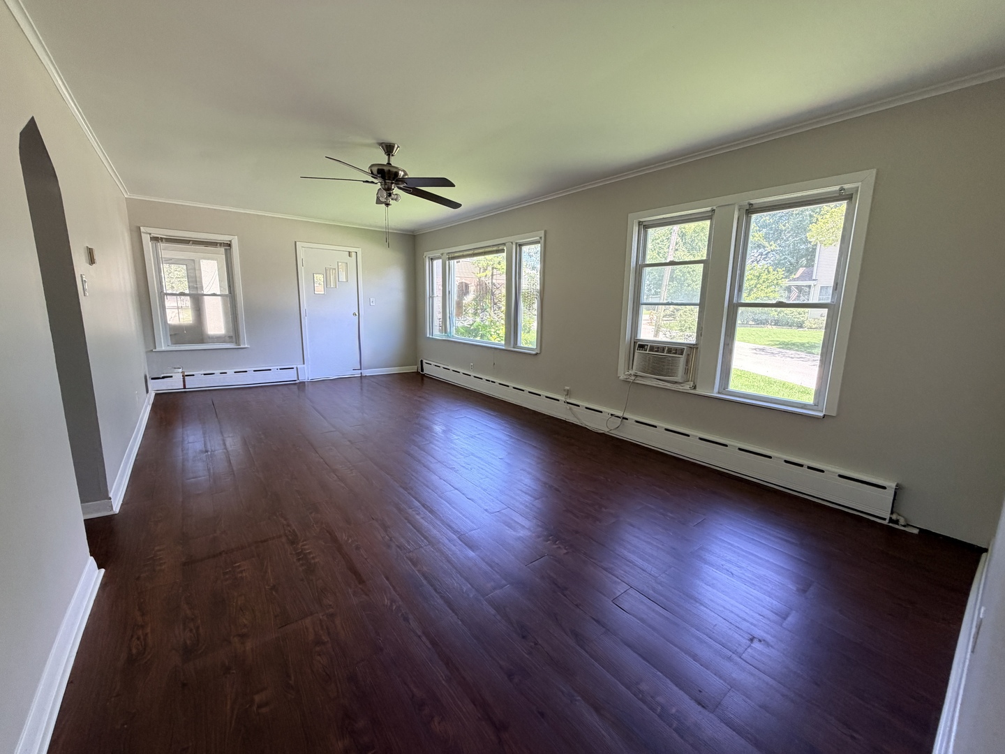 11105 Denny Avenue Property Photo 8