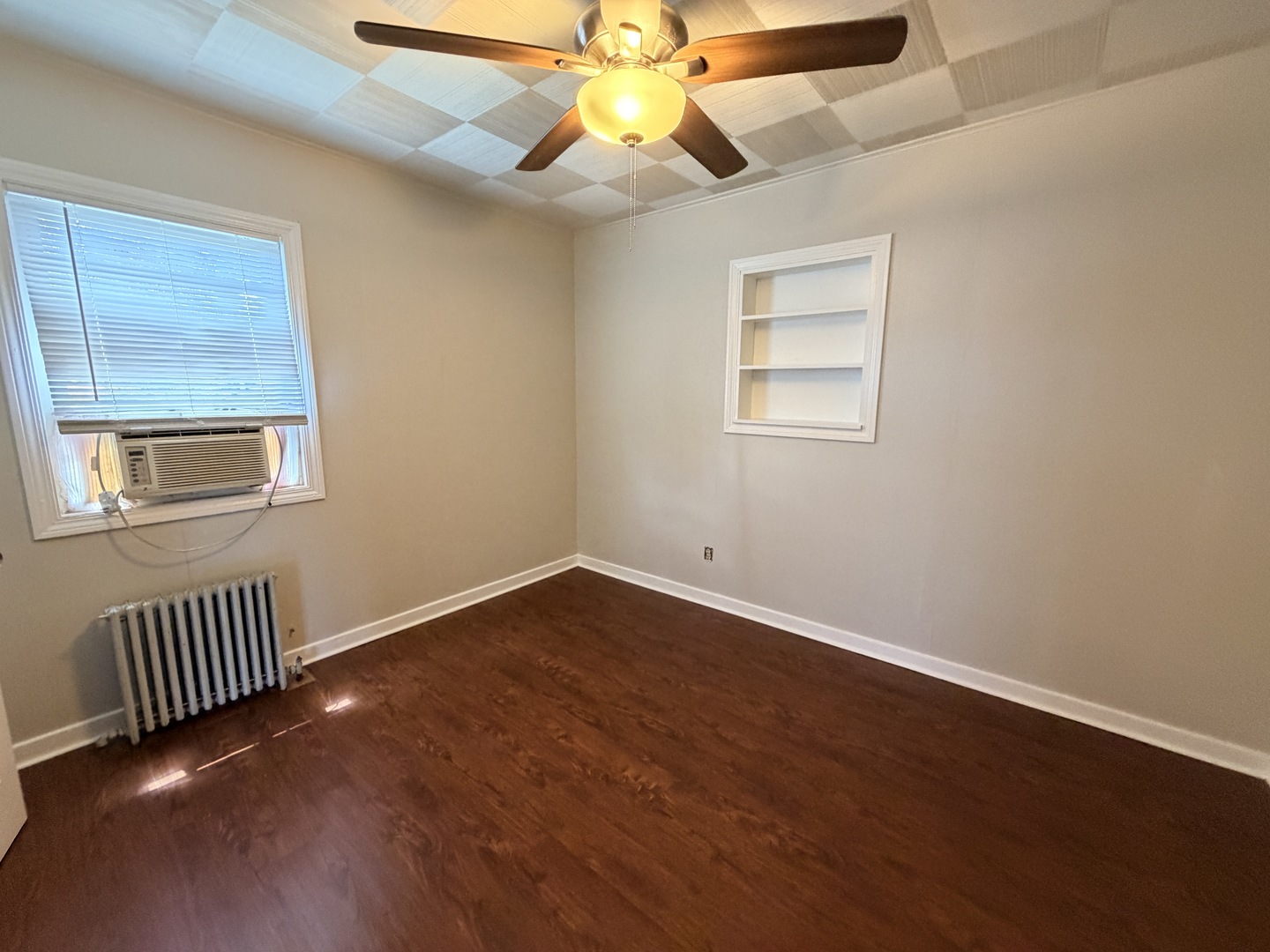 11105 Denny Avenue Property Photo 17