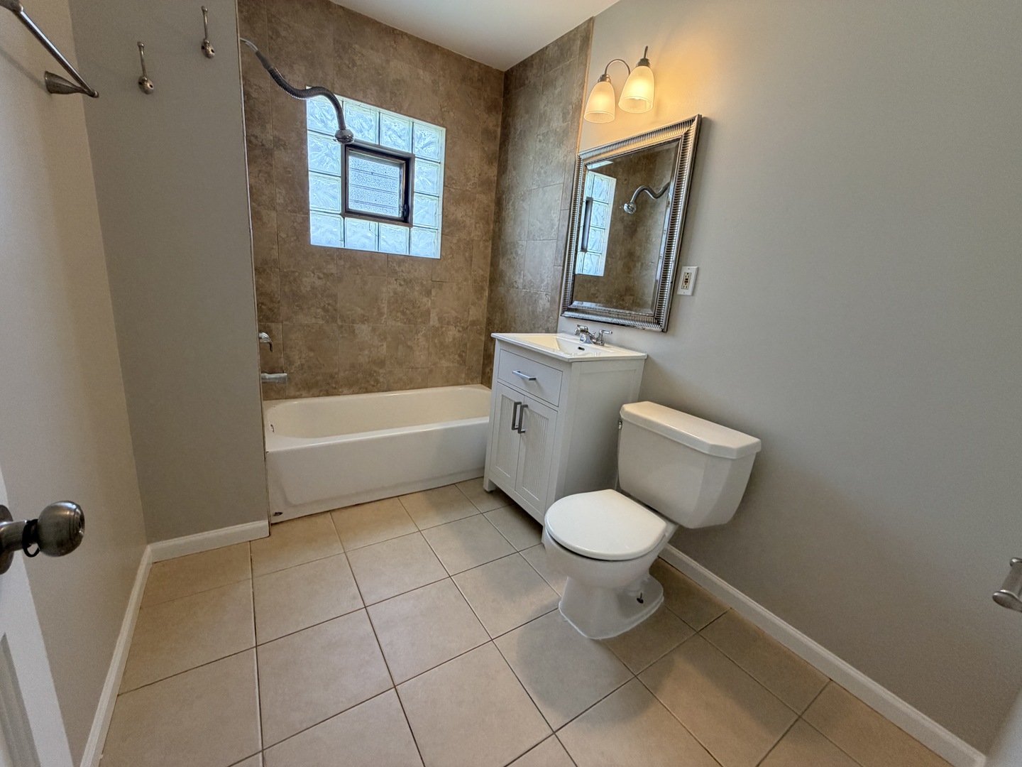 11105 Denny Avenue Property Photo 19