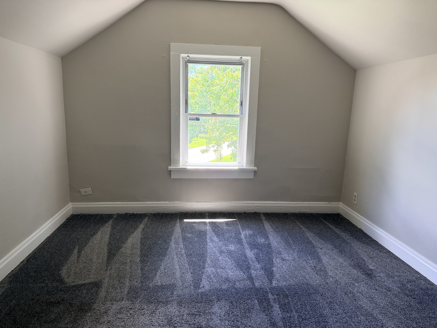 11105 Denny Avenue Property Photo 20