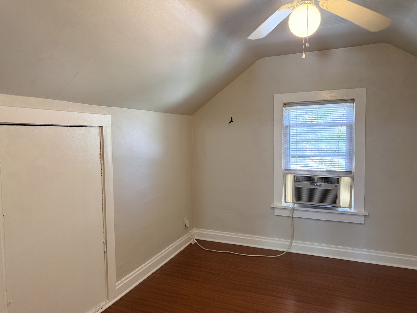 11105 Denny Avenue Property Photo 21