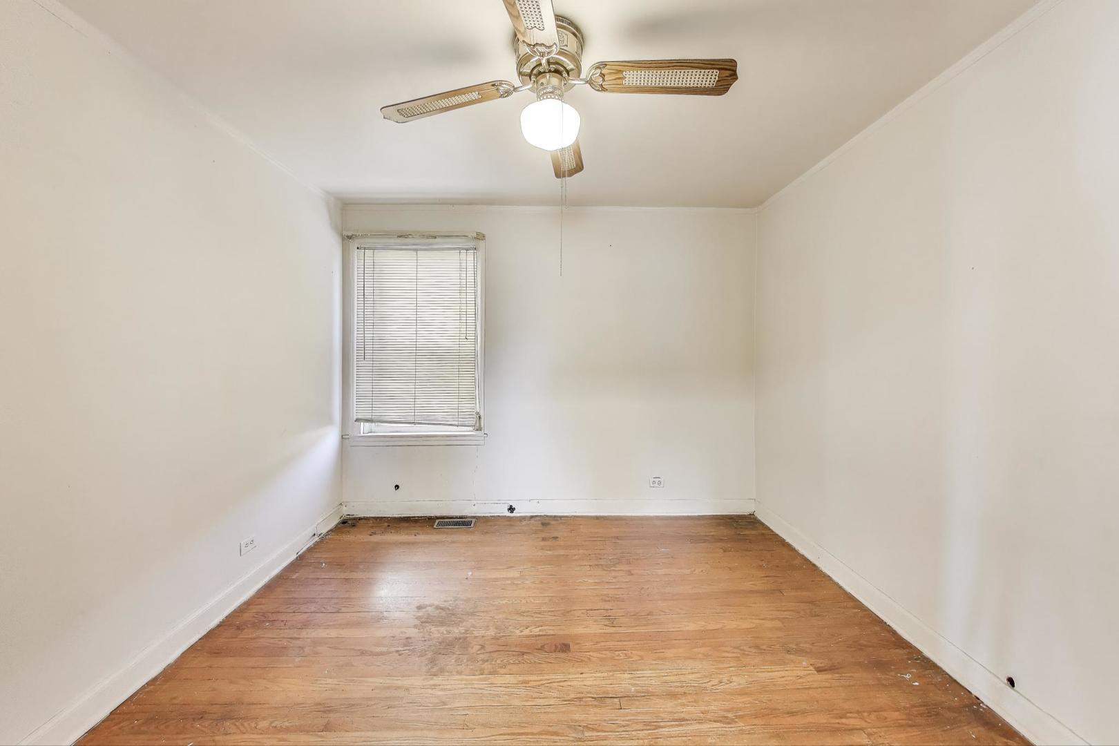 5636 W Augusta Boulevard Property Photo 17