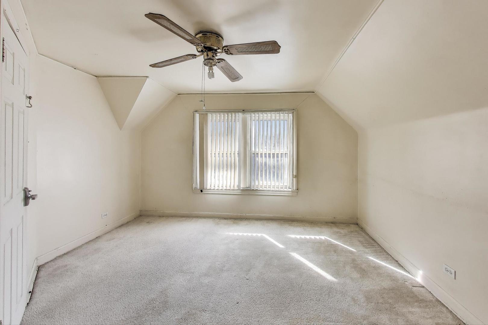 5636 W Augusta Boulevard Property Photo 21