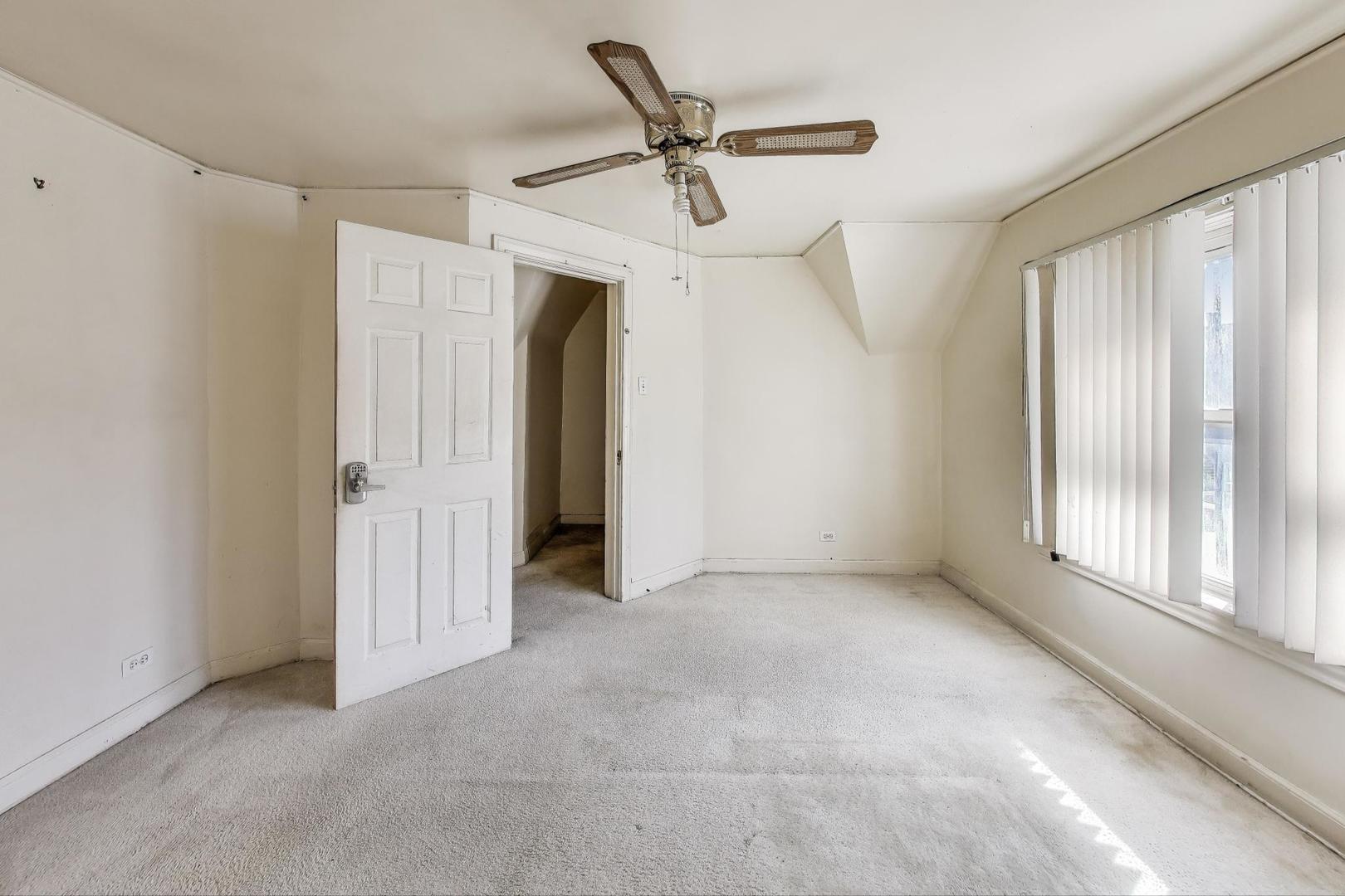 5636 W Augusta Boulevard Property Photo 22