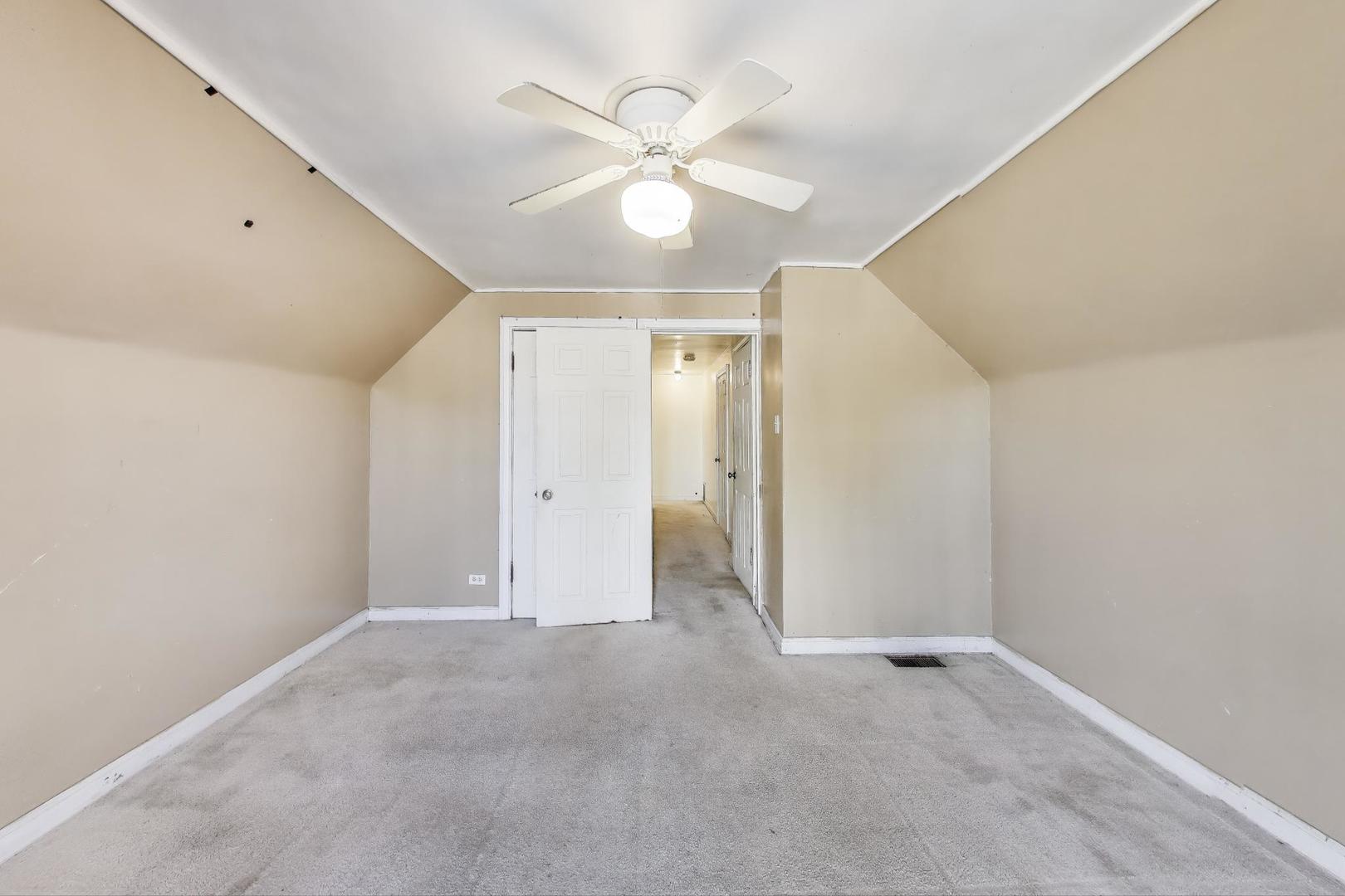 5636 W Augusta Boulevard Property Photo 27
