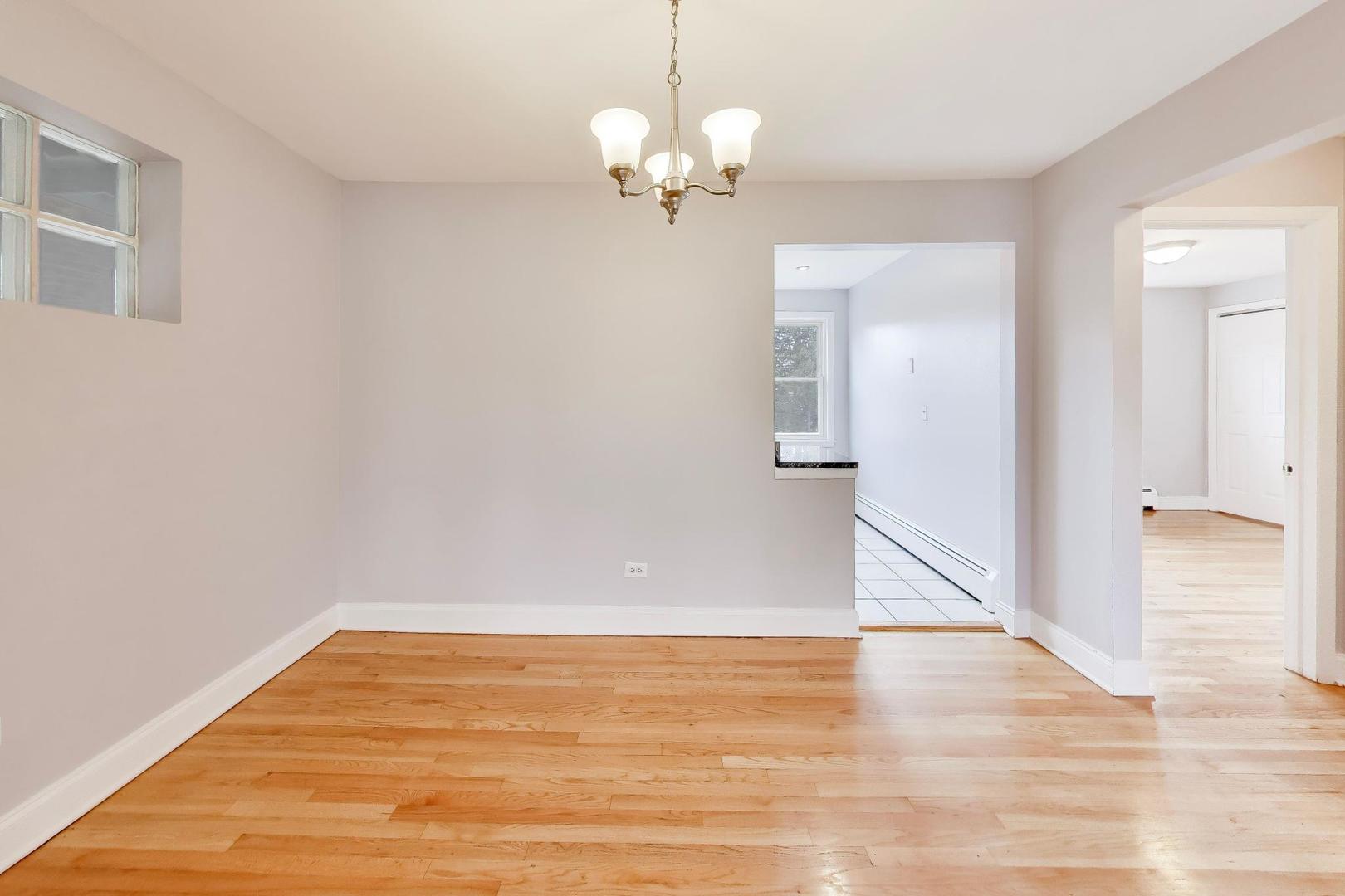 7123 N Damen Avenue 6e Property Photo 6