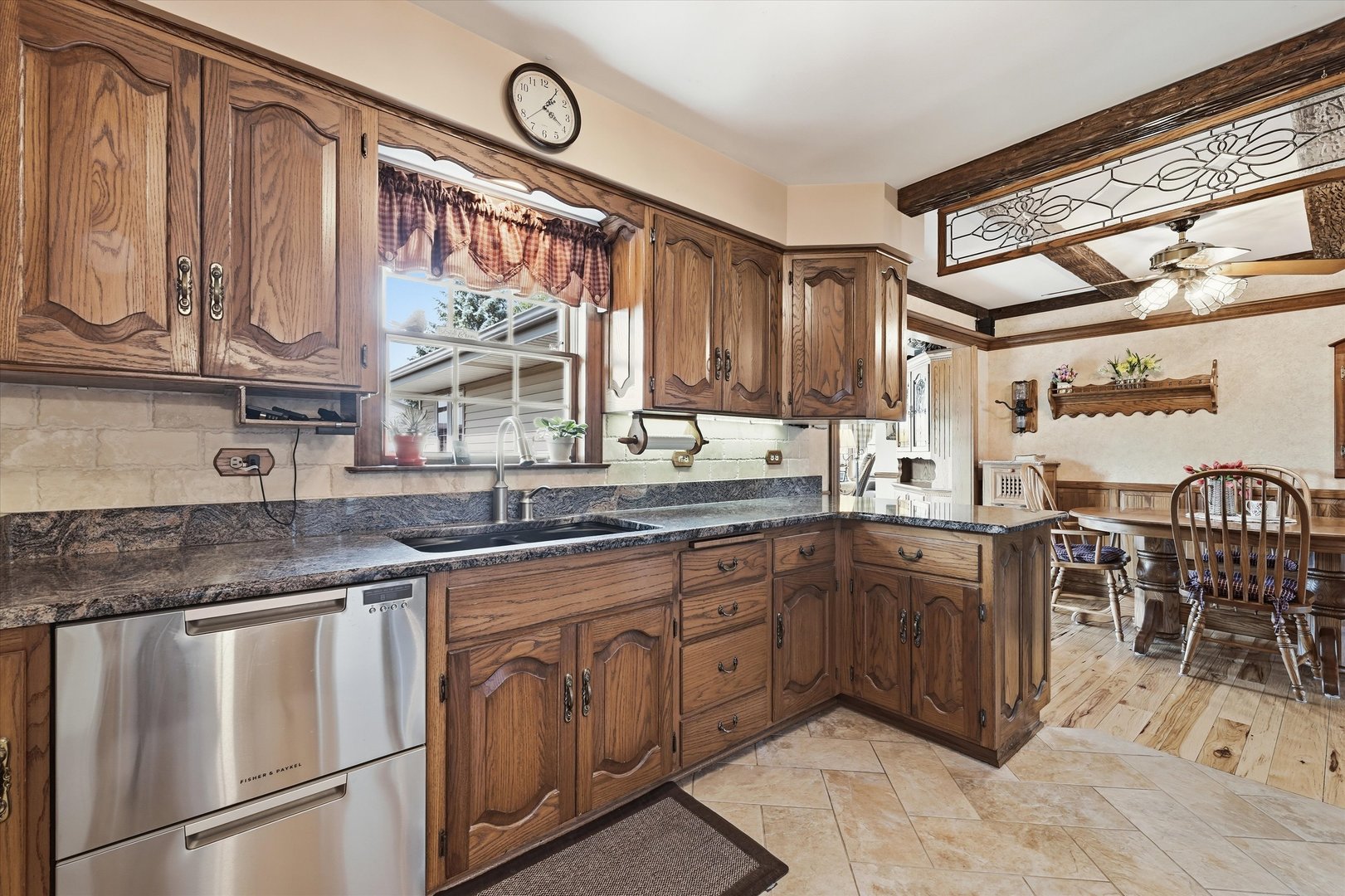 24 W 168th Street Property Photo 9