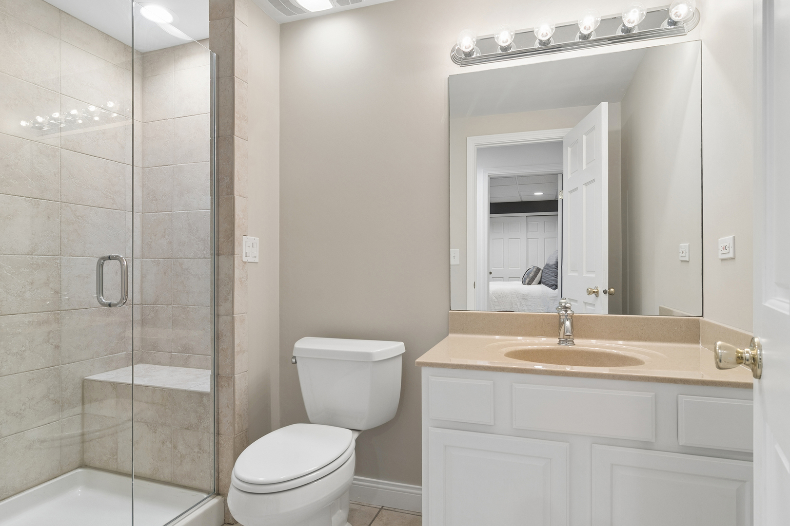 672 S Balmoral Court Property Photo 47