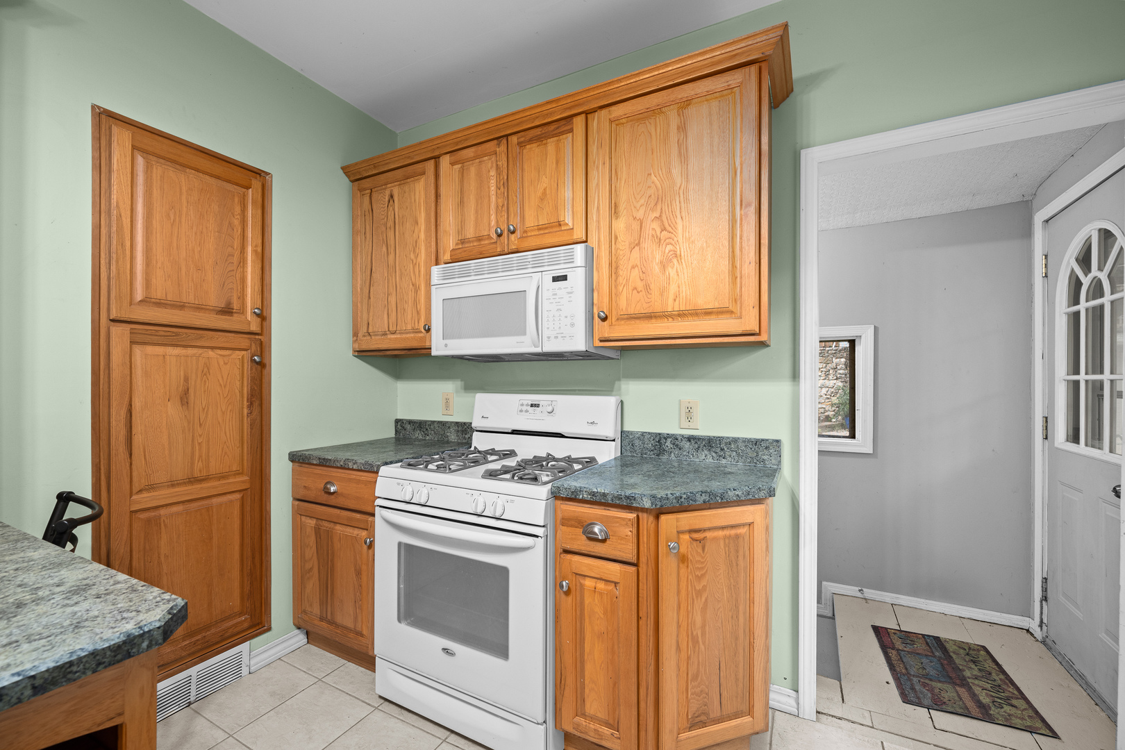 802 N High Street Property Photo 21