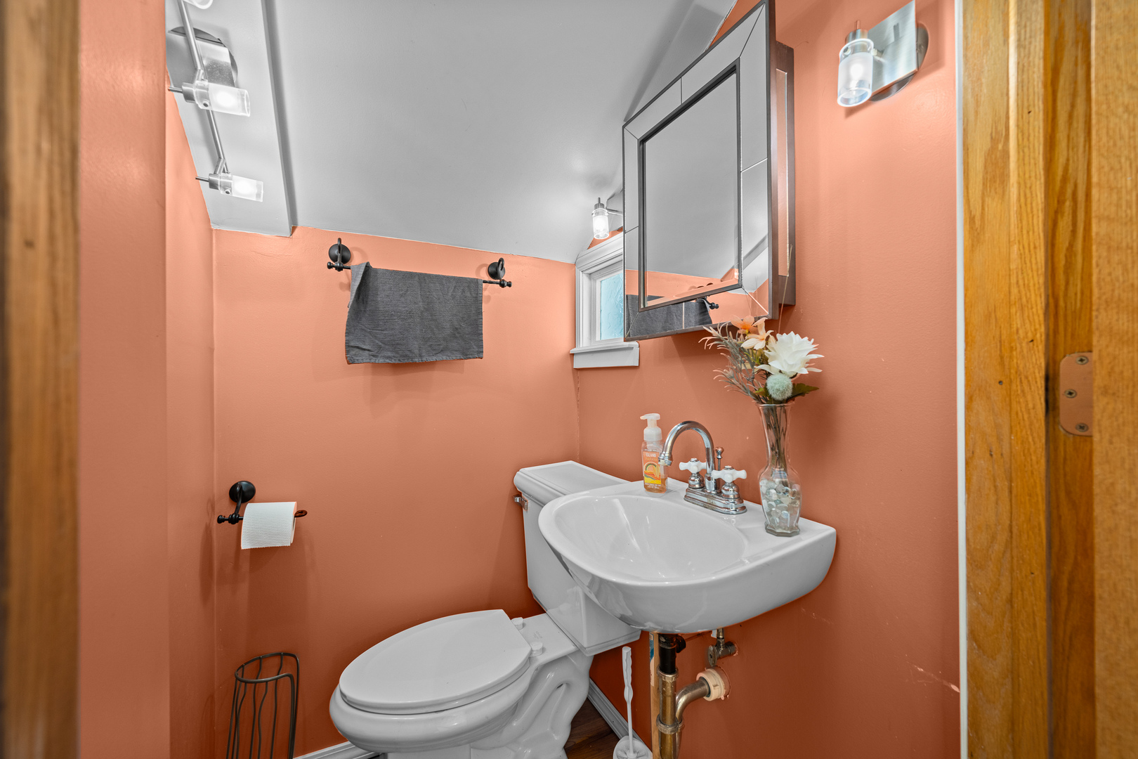 802 N High Street Property Photo 27