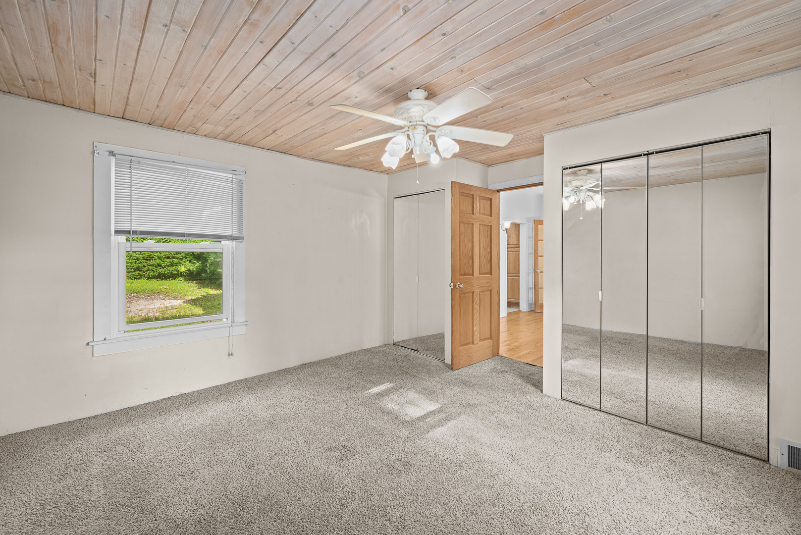802 N High Street Property Photo 29