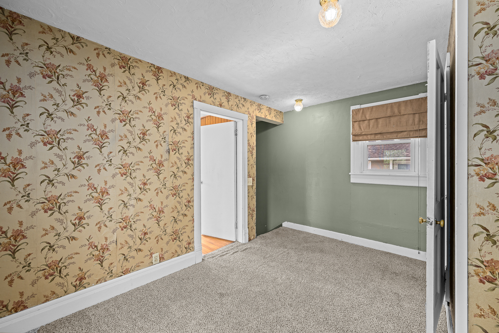 802 N High Street Property Photo 32