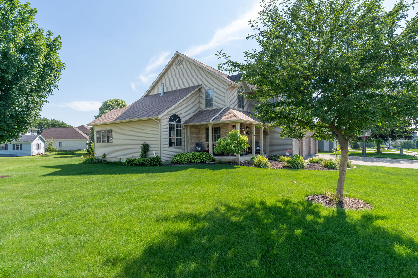 1021 Springbrook Lane Property Photo 3