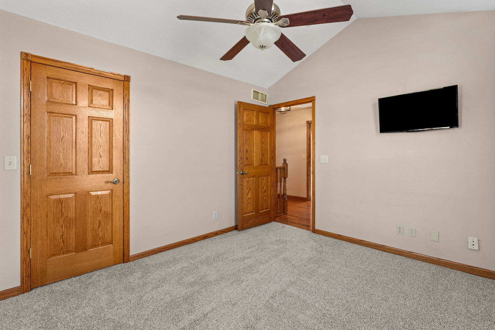 1021 Springbrook Lane Property Photo 24