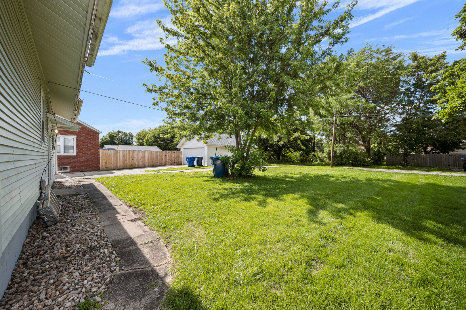 520 Pine Street Property Photo 3