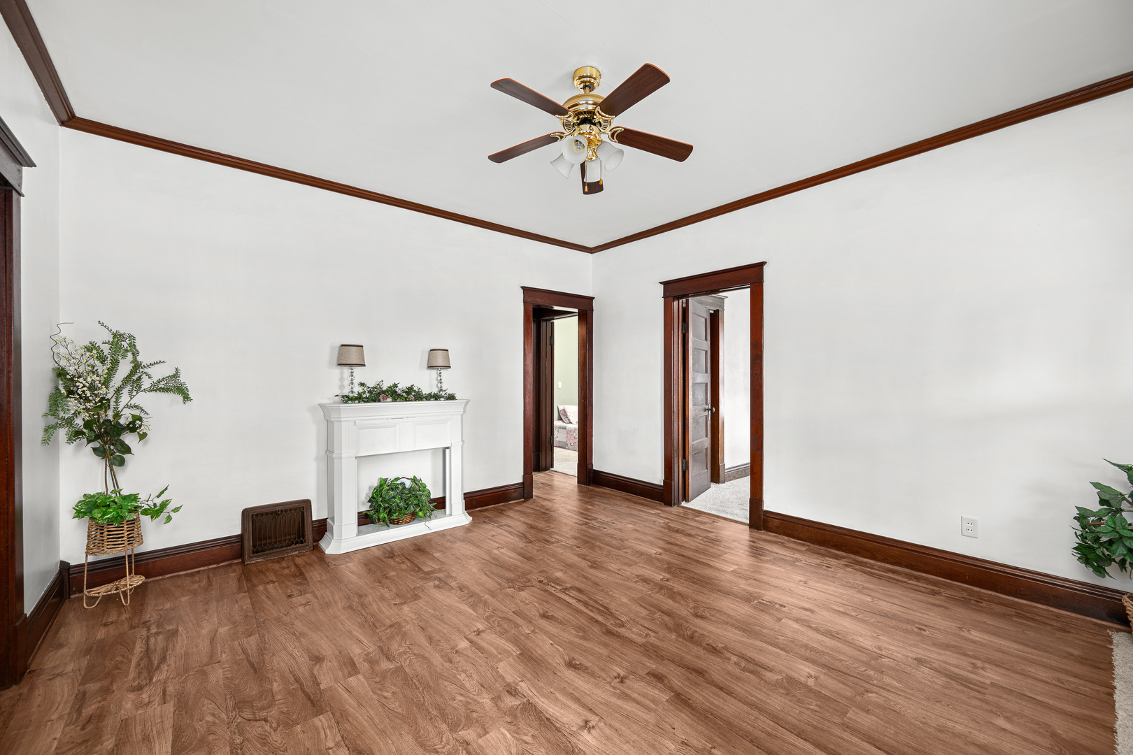 520 Pine Street Property Photo 6