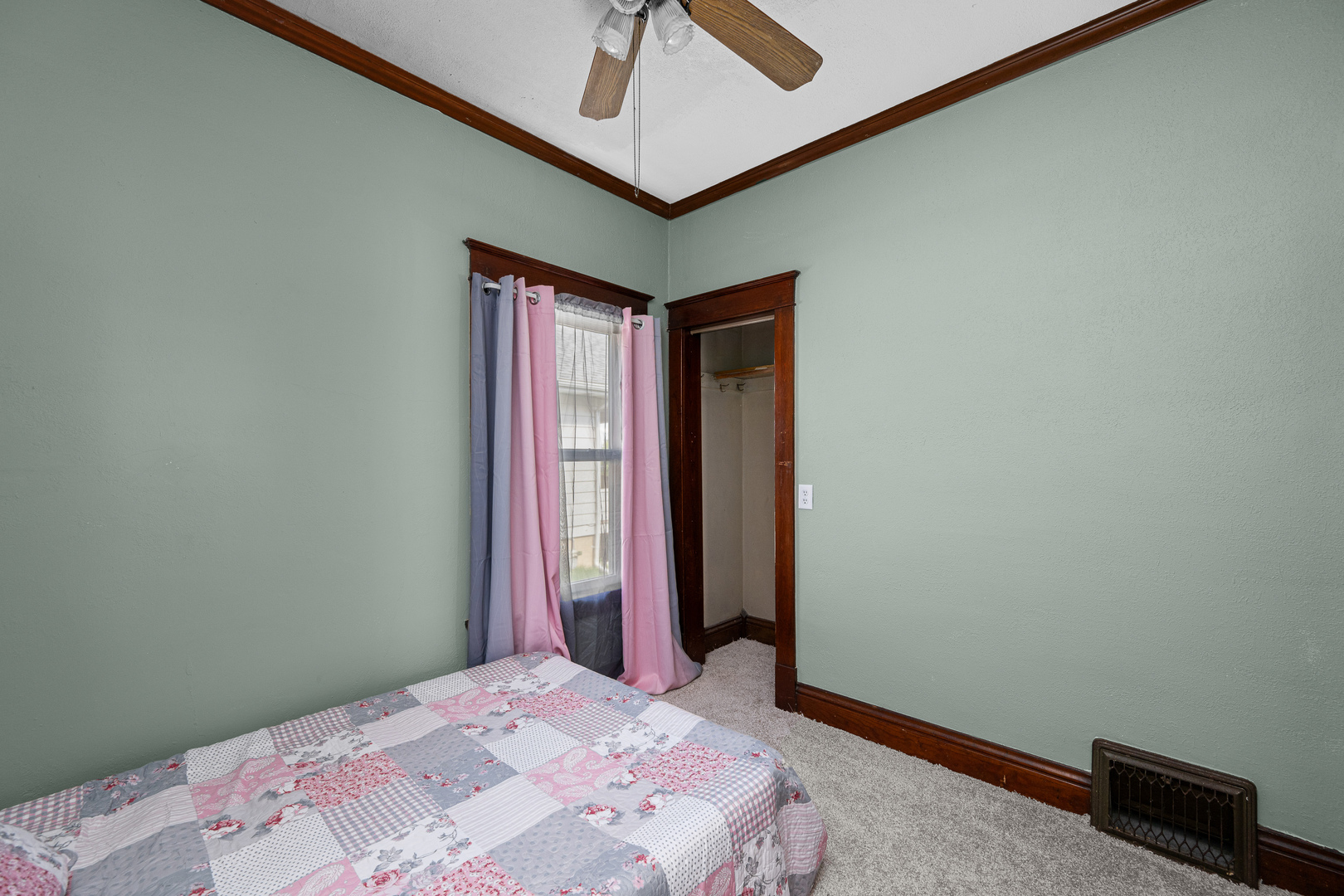 520 Pine Street Property Photo 15