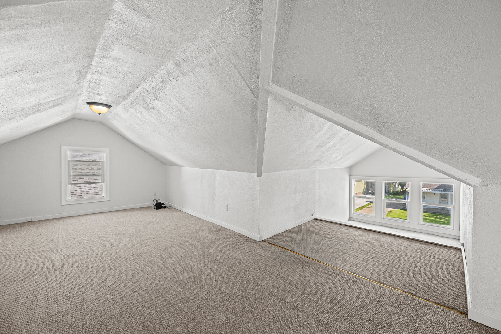 520 Pine Street Property Photo 23