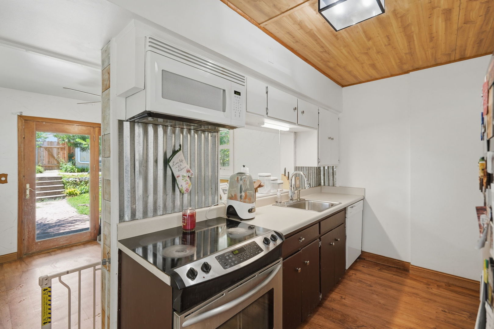 3414 Marquette Street Property Photo 6