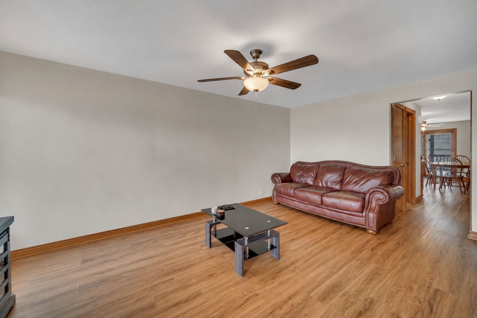 5100 S Rutherford Avenue Property Photo 6
