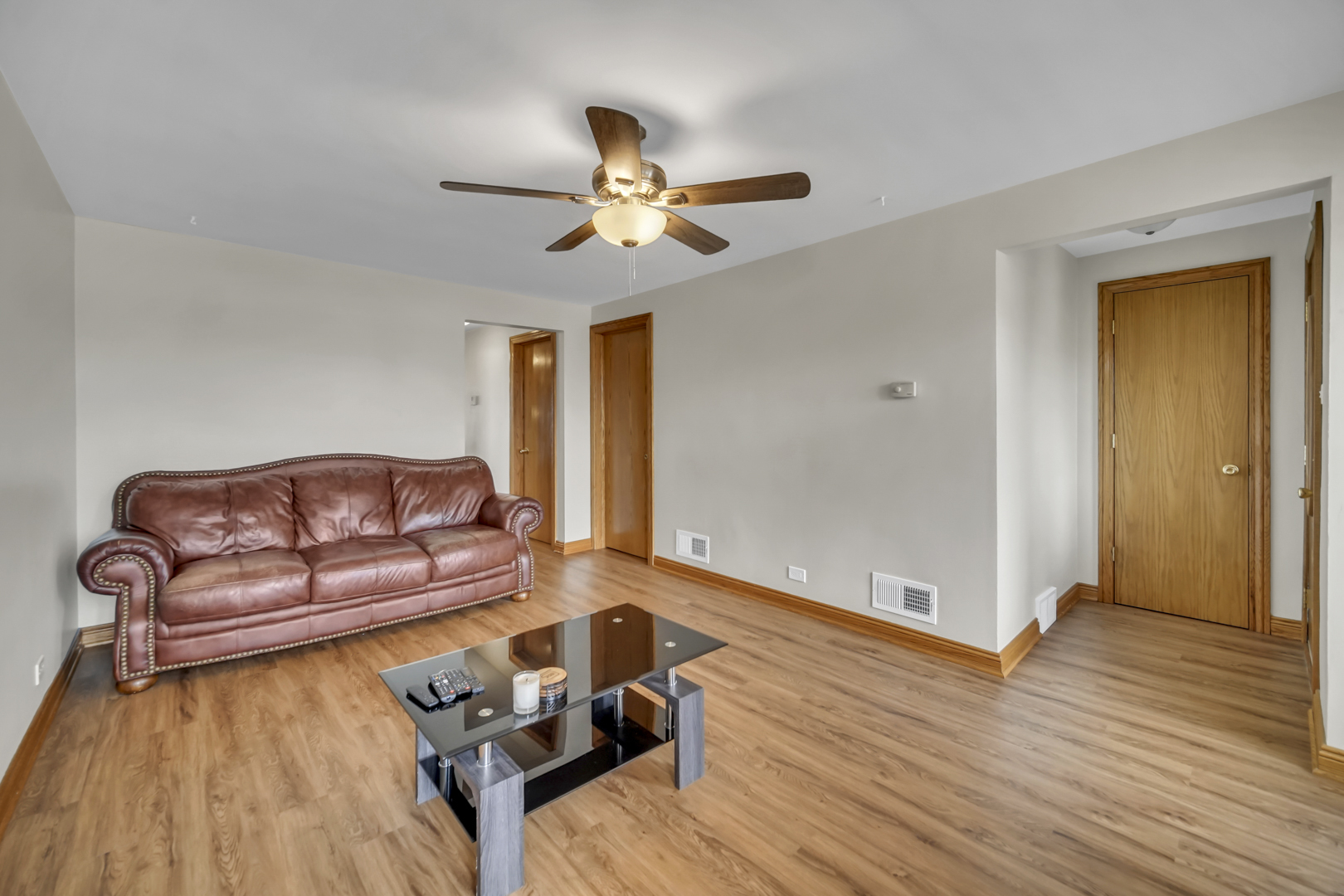 5100 S Rutherford Avenue Property Photo 7