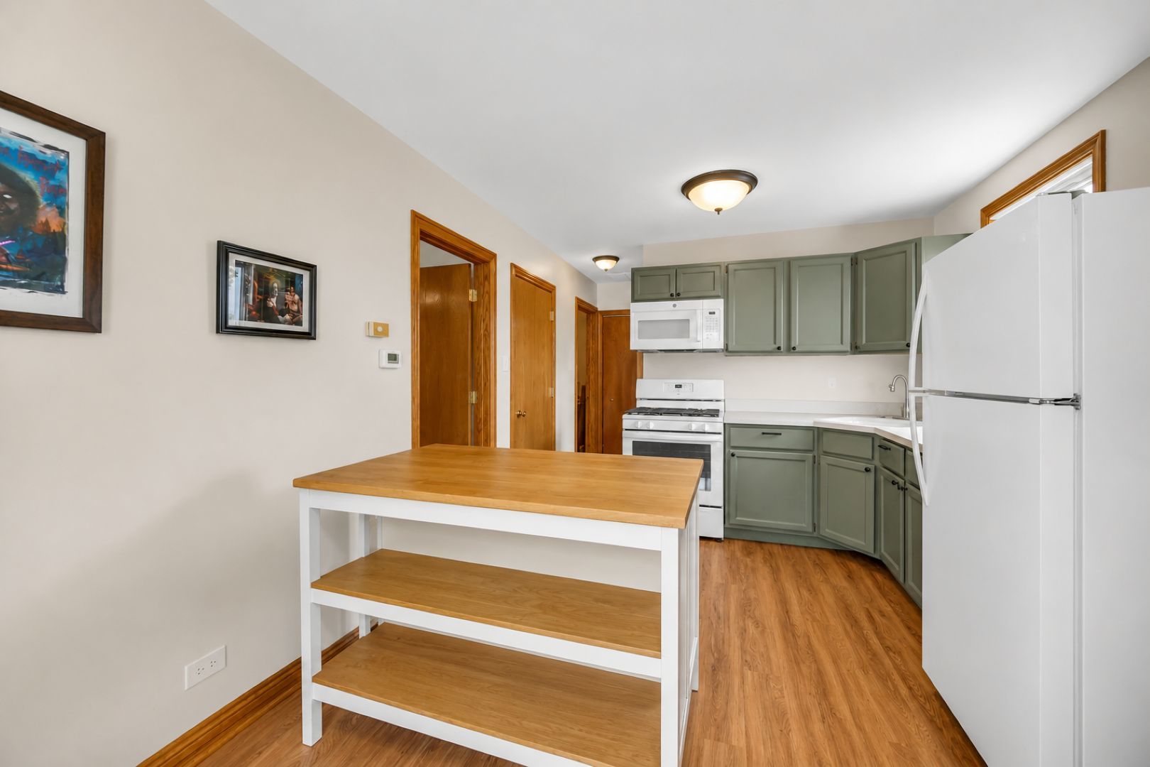 5100 S Rutherford Avenue Property Photo 17