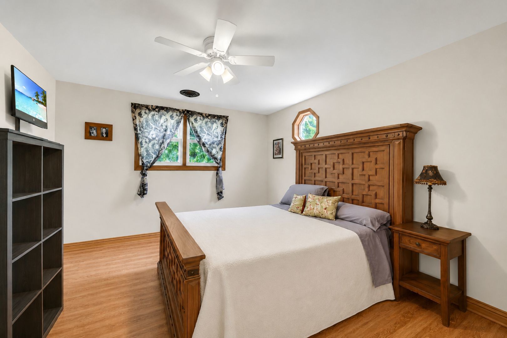 5100 S Rutherford Avenue Property Photo 21